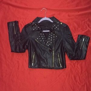 Cropped weathered leather jacket